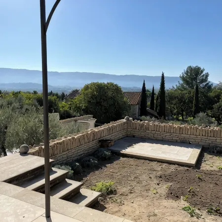 Hamlet house with swimming pool