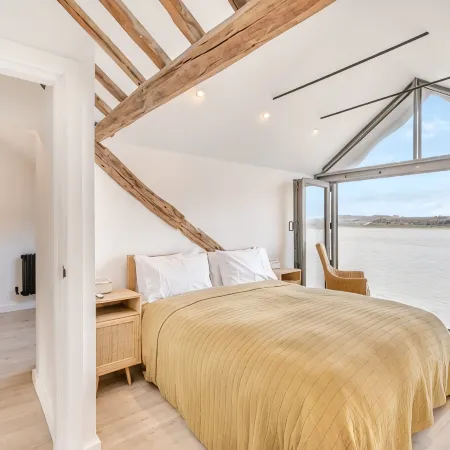 Beach Haven - Stunning Beach Front Property Hotels in Carnforth