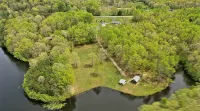 Reel Simple Lakefront Cabin Has Kayaks for Guests to Enjoy on the Lake! - Wifi