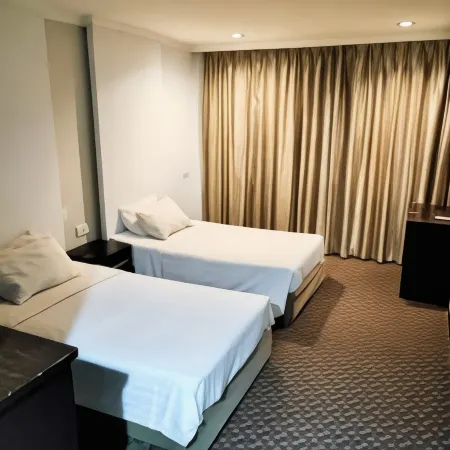 Royal Hotel