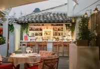 โรงแรม La Tartane Saint -Tropez - ที่มีบาร์