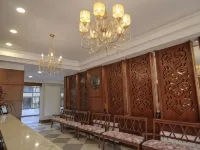 Life Hotel Infinity Hotels near Avenida Central