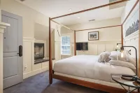 Farmhouse Inn