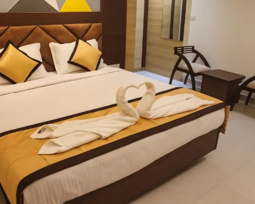 Hotel Honey Hive , Delanipur Các khách sạn gần bảo tàng về rừng & nhà máy cưa Chatham