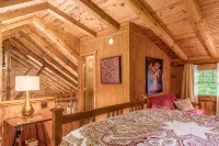 Gorgeous Hocking Hills Lake Front Cabin Right On Lake Logan - Near All The Sites - balcón