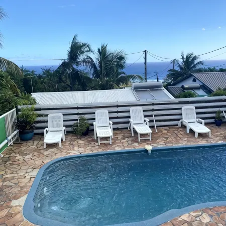 Villa Creole 5 F for 6/8 people with swimming pool and pool house