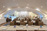 Royal Hotel
