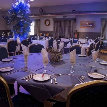 The Davron Hotel