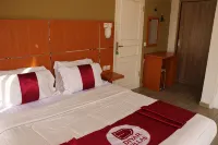 Diyar Villas Puncak K3/9 - parking