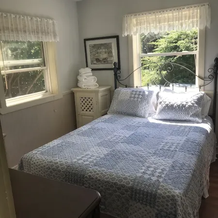 Oceanfront cozy comfortable cottage!