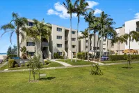 Joanne Apartments - 3-Star