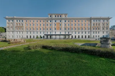 Hotel NH Collection Roma Palazzo Cinquecento Hotele w: 