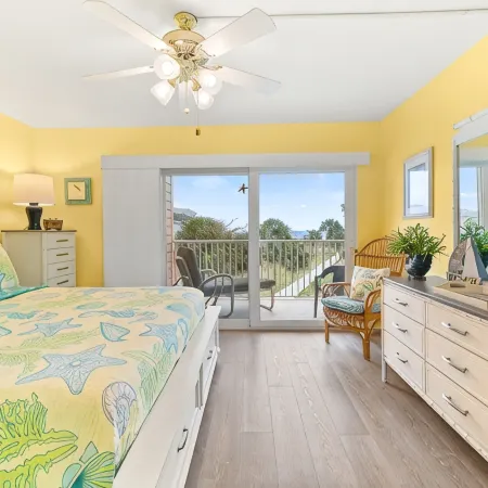 Direct Ocean View! 2 bed/2 bath beach retreat