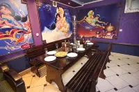 Alladin Hotel - parking