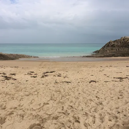 Fisherman's cottage , parking possible, 80 m from the sea, garden, 5 per, wifi