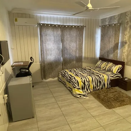 MAXJEN HAVEN GUEST HOUSE
