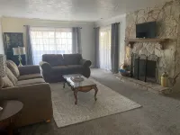 E Bountiful 3Br 2Bath<br>Great view  good parking close to public transport - بيت ضيافة