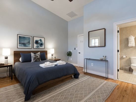 Gorgeous designer home in Capital Hill