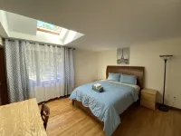 Terrific vacation house only 4.5 miles away from downtown Boston - Bungalows