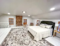 Historic home by Dogwood Lake/Glendale - Homestays