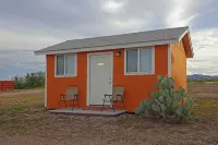 Desert Oasis "Cactus" Cabin - Alppimaja