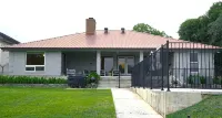 Elm Lodge - Lake House w/ Pool, Dock, 100' Lake Front, Large Yard w/ Great Views - 私人泳池