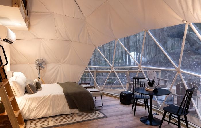 “Climber's Den” Rare Cliffside Stay w/ HotTub RRG