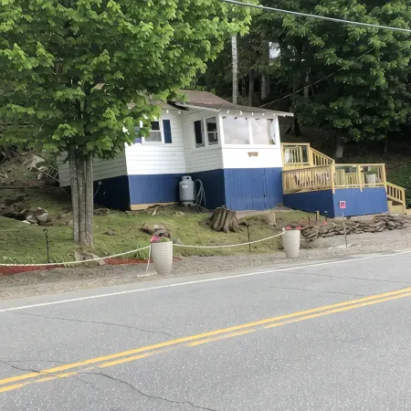 Lake Willoughby Views and access.  Boat Dock and Beach  Wood fired hot tub