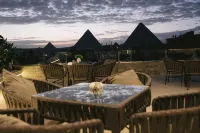 Tuya pyramids inn - Kylpylä