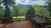 Mountain View Retreat/2Br Log Home Apt w/Private Dining Deck & BBQ/Massage - Mountain view