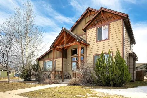 Smack Dab in the Middle of Bozeman! - บังกะโล