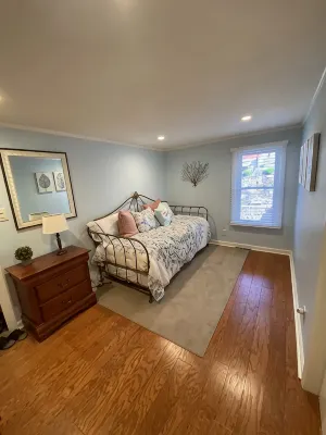 Relaxing Lake House - Enjoy the Sun and Fun!!! - 3-Star