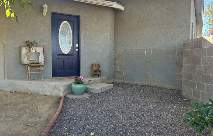 Terrific, CLEAN 4-bedroom house in Thatcher with WiFi, AC