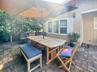 Monterey County Seaside, Bungalow Minutes from the Ocean ! - 3-Star