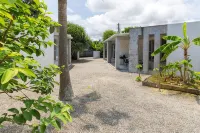 Shiraho Villa - Villas