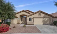 Sunny Desert Escape with Heated POOL! Near Spring Training, Stadium & Westgate - 3-Star
