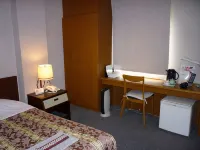 Brighten Hotel Mimaruya - 2 ดาว