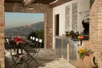 Luxury Cortona View Hilltop Villa -  Casas de vacaciones