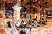 Molodezhnaya Hotel - Pet friendly