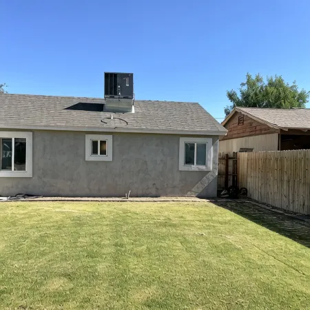 Pet & Family Friendly 3 Bedroom Home in Heart of Thatcher 대쳐 호텔