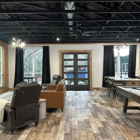 Cozy, Rustic Cabin w/ Pool Table, Foosball, & Fast WiFi, South of Norman