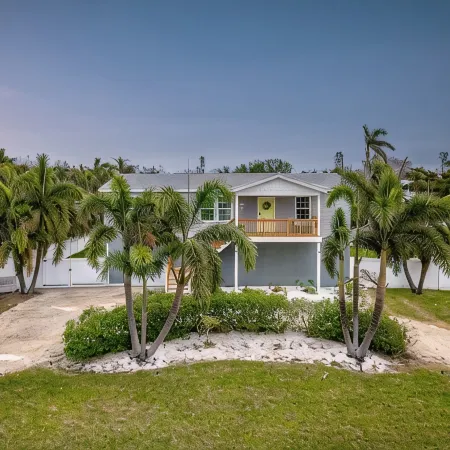 Coastal Cottage w/ Pickleball and Outdoor Oasis 2 mi to Beach