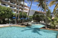 The Westmarine Waterfront Hotel - Pools