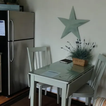 A Stones Throw to Beach Located Near All Attractions