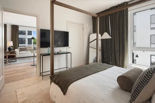Luxury Salem 2BR Apartment | Pool • Gym • Parking - 2-Star