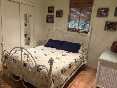 Cozy family fish camp on the Little Red River, a premier trout fishing stream! - Chalets