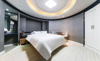 Changwon Sangnamdong Hotel JM