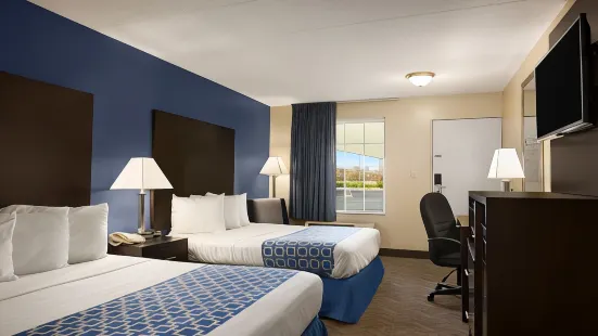 Days Inn & Suites by Wyndham Cherry Hill - Philadelphia