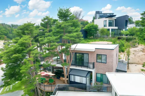 Goseong Pinetree Pension Hotels in Goseong-gun