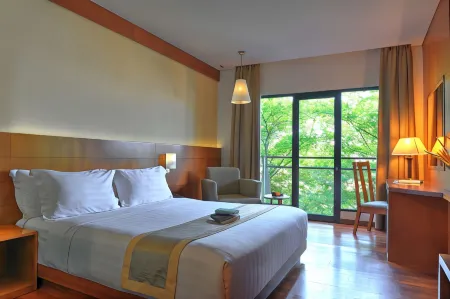 Oak Tree Emerald Hotel & Conventions Semarang